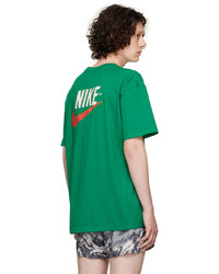 grünes T-Shirt mit einem Rundhalsausschnitt von Nike