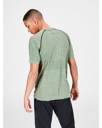 grünes T-Shirt mit einem Rundhalsausschnitt von Jack & Jones