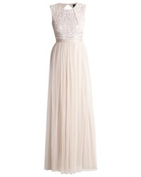 hellbeige Ballkleid mit Blumenmuster von Needle & Thread