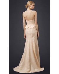 hellbeige Ballkleid von J. Mendel