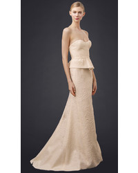 hellbeige Ballkleid von J. Mendel