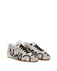 hellbeige bedruckte Leder niedrige Sneakers von Dolce & Gabbana