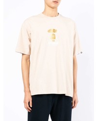 hellbeige bedrucktes T-Shirt mit einem Rundhalsausschnitt von AAPE BY A BATHING APE