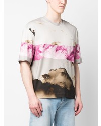 hellbeige bedrucktes T-Shirt mit einem Rundhalsausschnitt von Calvin Klein