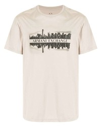 hellbeige bedrucktes T-Shirt mit einem Rundhalsausschnitt von Armani Exchange