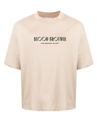 hellbeige bedrucktes T-Shirt mit einem Rundhalsausschnitt von Blood Brother
