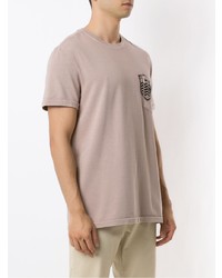 hellbeige bedrucktes T-Shirt mit einem Rundhalsausschnitt von OSKLEN