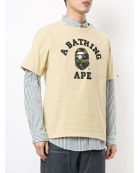 hellbeige bedrucktes T-Shirt mit einem Rundhalsausschnitt von A Bathing Ape