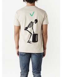 hellbeige bedrucktes T-Shirt mit einem Rundhalsausschnitt von Pleasures