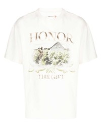 hellbeige bedrucktes T-Shirt mit einem Rundhalsausschnitt von HONOR THE GIFT