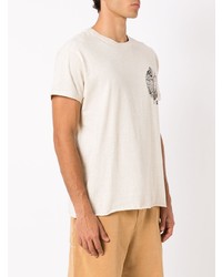 hellbeige bedrucktes T-Shirt mit einem Rundhalsausschnitt von OSKLEN