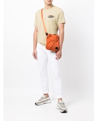 hellbeige bedrucktes T-Shirt mit einem Rundhalsausschnitt von Armani Exchange