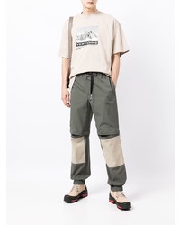 hellbeige bedrucktes T-Shirt mit einem Rundhalsausschnitt von MSGM