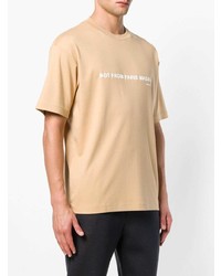 hellbeige bedrucktes T-Shirt mit einem Rundhalsausschnitt von Drôle De Monsieur