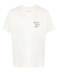 hellbeige bedrucktes T-Shirt mit einem Rundhalsausschnitt von One Of These Days