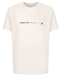 hellbeige bedrucktes T-Shirt mit einem Rundhalsausschnitt von OSKLEN