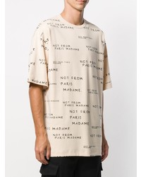 hellbeige bedrucktes T-Shirt mit einem Rundhalsausschnitt von Drôle De Monsieur