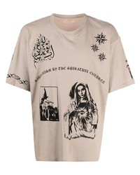 hellbeige bedrucktes T-Shirt mit einem Rundhalsausschnitt von Siberia Hills