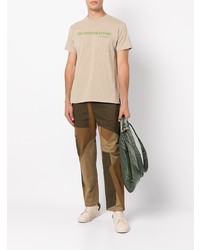 hellbeige bedrucktes T-Shirt mit einem Rundhalsausschnitt von Engineered Garments