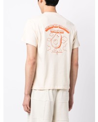 hellbeige bedrucktes T-Shirt mit einem Rundhalsausschnitt von Chocoolate