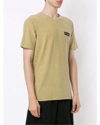 hellbeige bedrucktes T-Shirt mit einem Rundhalsausschnitt von OSKLEN