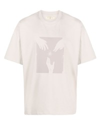 hellbeige bedrucktes T-Shirt mit einem Rundhalsausschnitt von UNTITLED ARTWORKS