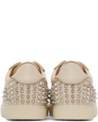 hellbeige beschlagene Segeltuch niedrige Sneakers von Christian Louboutin