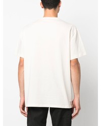 hellbeige besticktes T-Shirt mit einem Rundhalsausschnitt von Alexander McQueen