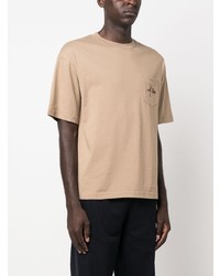 hellbeige besticktes T-Shirt mit einem Rundhalsausschnitt von Kiton