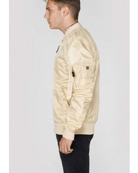 hellbeige Bomberjacke von Alpha Industries