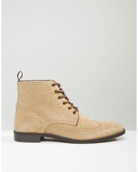 hellbeige Brogue Stiefel aus Wildleder von Asos