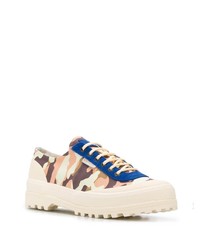 hellbeige Camouflage Segeltuch niedrige Sneakers von Superga