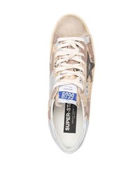 hellbeige Camouflage Segeltuch niedrige Sneakers von Golden Goose