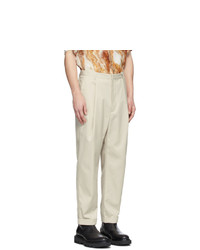 hellbeige Chinohose von Deveaux New York