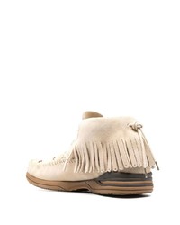 hellbeige Chukka-Stiefel aus Wildleder von VISVIM