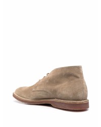 hellbeige Chukka-Stiefel aus Wildleder von Officine Creative