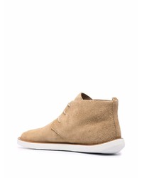 hellbeige Chukka-Stiefel aus Wildleder von Camper