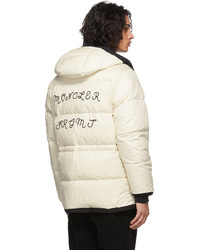 hellbeige Daunenjacke von Moncler Genius