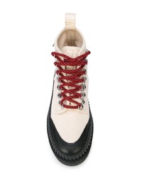 hellbeige flache Stiefel mit einer Schnürung aus Leder von Proenza Schouler
