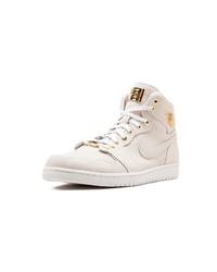 hellbeige hohe Sneakers aus Leder von Jordan