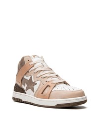 hellbeige hohe Sneakers aus Leder von A Bathing Ape