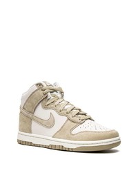 hellbeige hohe Sneakers aus Leder von Nike