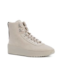 hellbeige hohe Sneakers aus Leder von Fear Of God