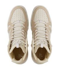 hellbeige hohe Sneakers aus Leder von Giuseppe Zanotti