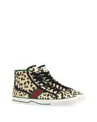 hellbeige hohe Sneakers aus Segeltuch mit Leopardenmuster von Gucci