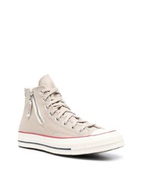 hellbeige hohe Sneakers aus Segeltuch von Converse