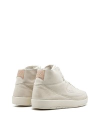 hellbeige hohe Sneakers aus Wildleder von Jordan