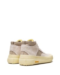 hellbeige hohe Sneakers aus Wildleder von Brand Black