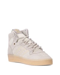 hellbeige hohe Sneakers aus Wildleder von adidas