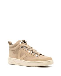 hellbeige hohe Sneakers aus Wildleder von Veja